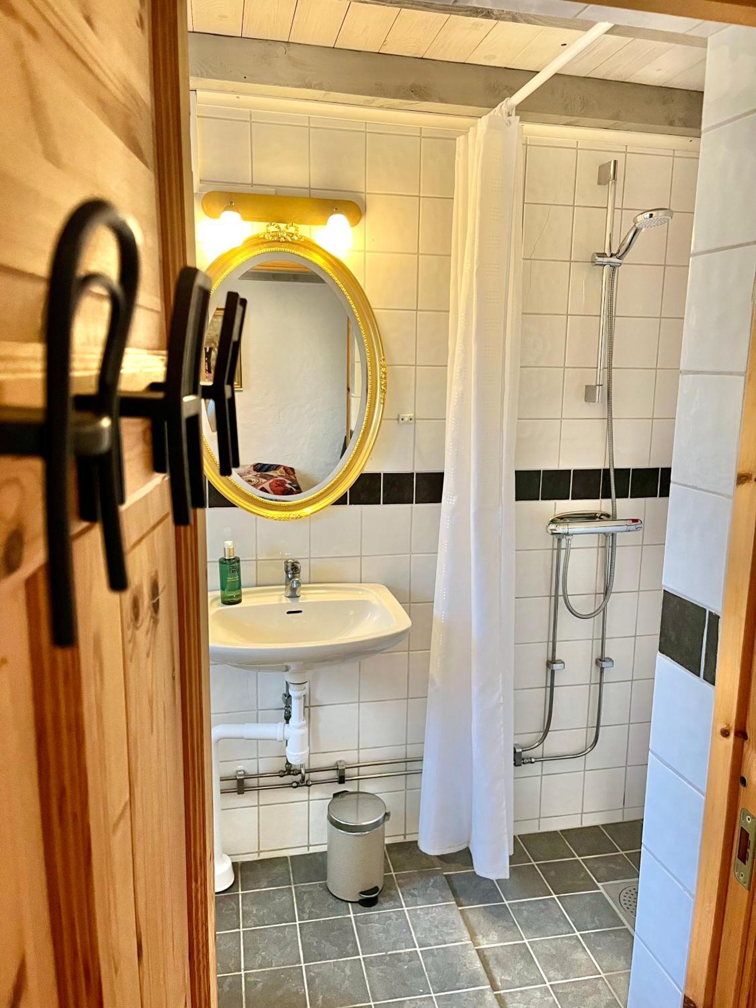 Sydkustens At Tullnaes Vingard Klagstorp Exteriör bild