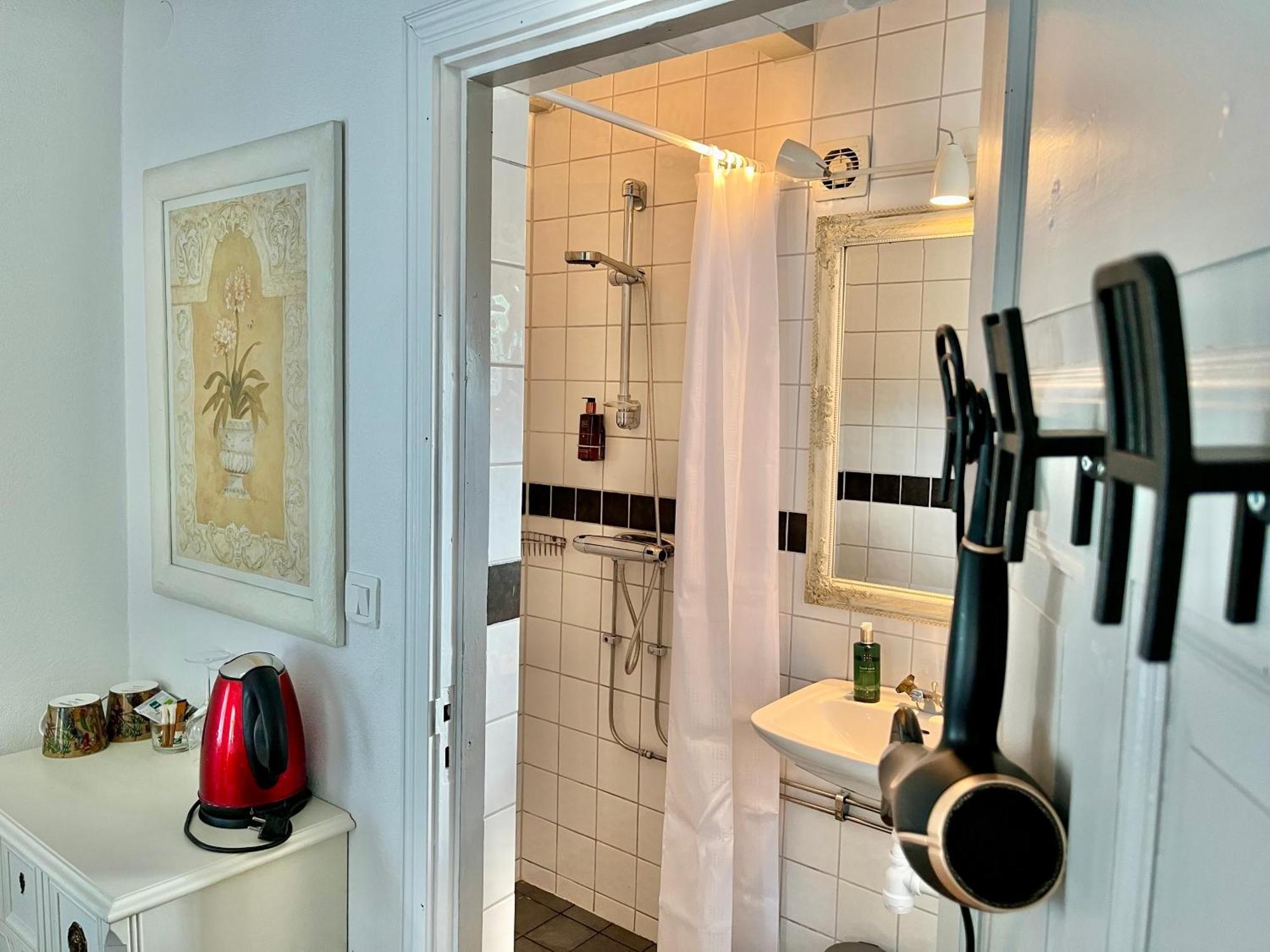 Sydkustens At Tullnaes Vingard Klagstorp Exteriör bild